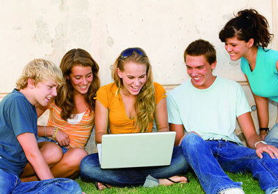 热门球队也非无敌神话：球场风云变幻，谁能笑到最后？